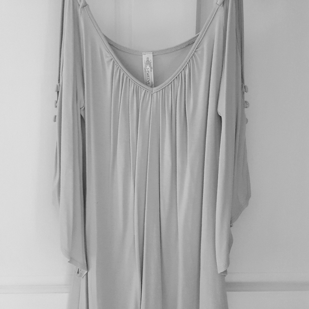 Cold shoulder top